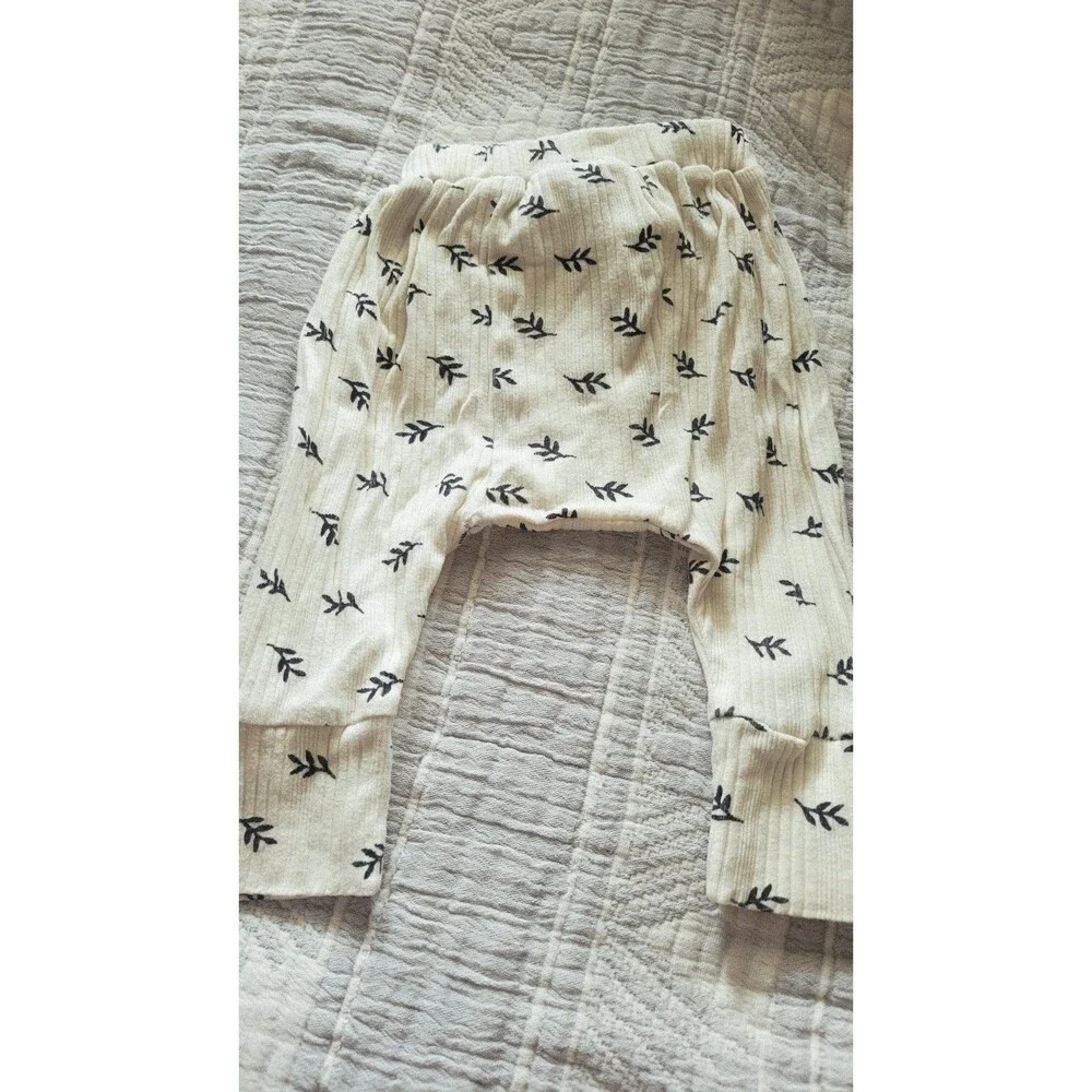 Kate Quinn Bamboo Play Set‎ Baby 6–12M Cream Leaf Print (2021)
